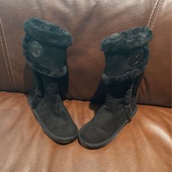Michael Kors Black Fuzzy Winter Snow Suede Boots