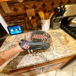 Wilson A2000- 12.25