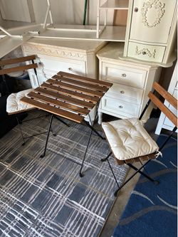 Small in door or outdoor table
