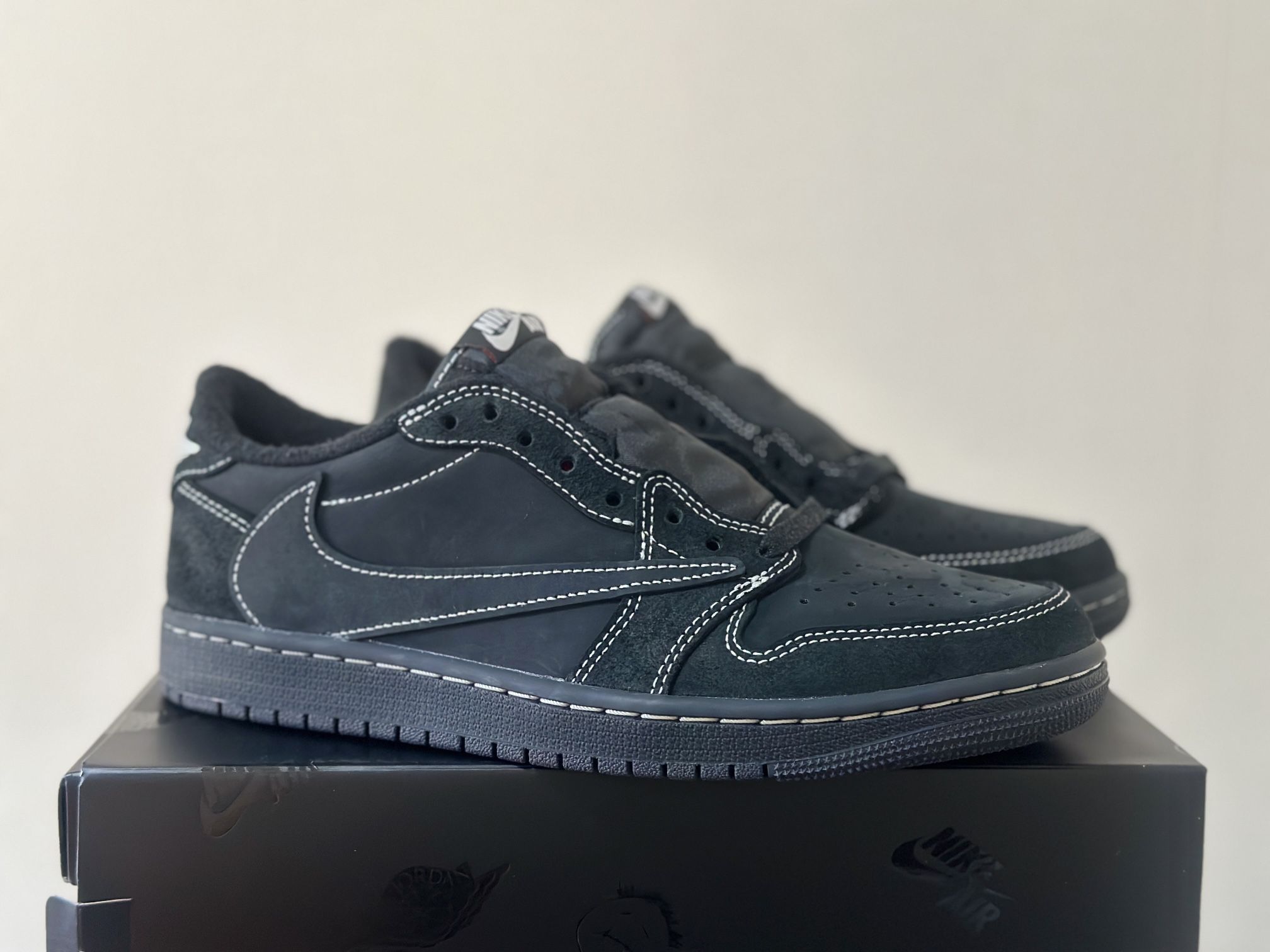 Travis Scott x Air Jordan 1 Low OG “Black Phantom”