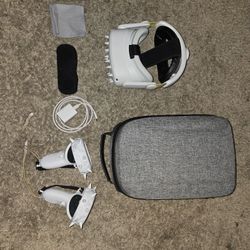 Meta Quest 2 (Resident Evil 4 & Beat Saber)