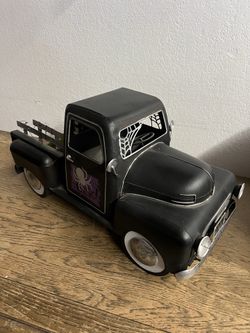 Metal truck decor