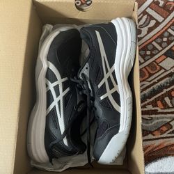 Asics Volleyball shoes