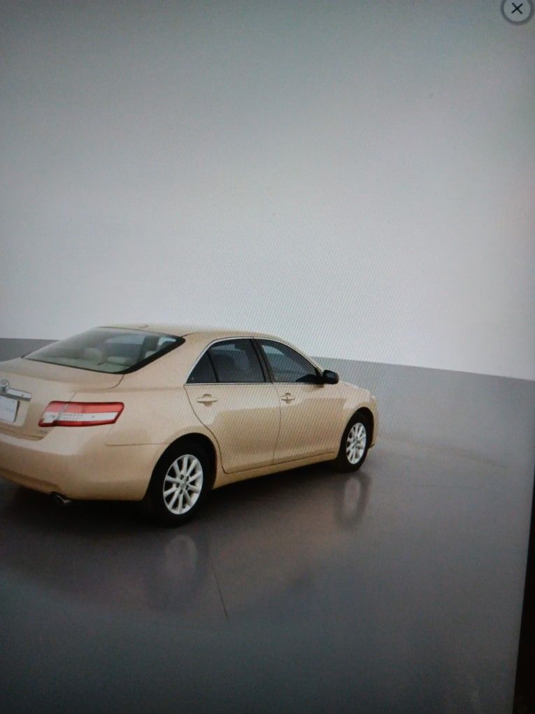 2011 Toyota Camry. Clean Title In Hand