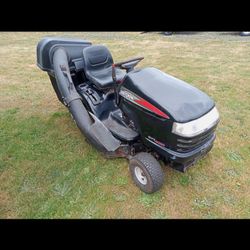 Craftsman DYT 4000 Riding Mower