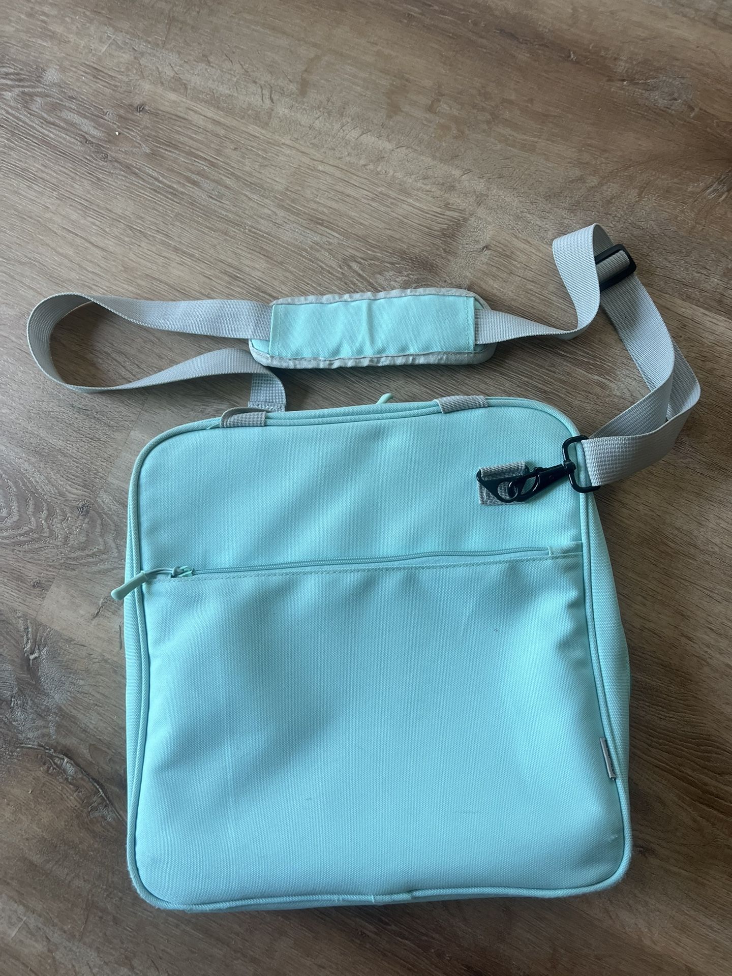 Aquamarine binder for School