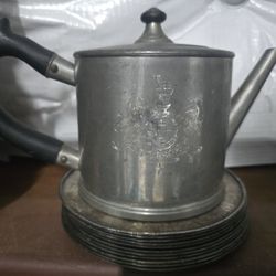 Vintage Pewter TEAPOT and 10 Pewter Plates