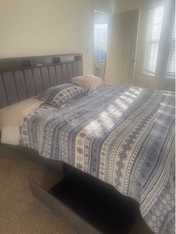 Cama king y colchón