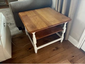 Solid maple end table from Heywood Wakefield.