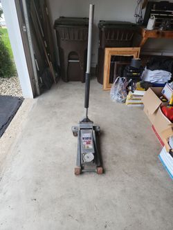 Pittsburgh Heayy Duty 3 Ton Floor Jack