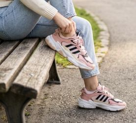 Tenis De Mujer Size 5.5