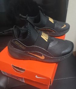 NIKE Flex Runner
