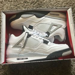 Air Jordan 4 Cement