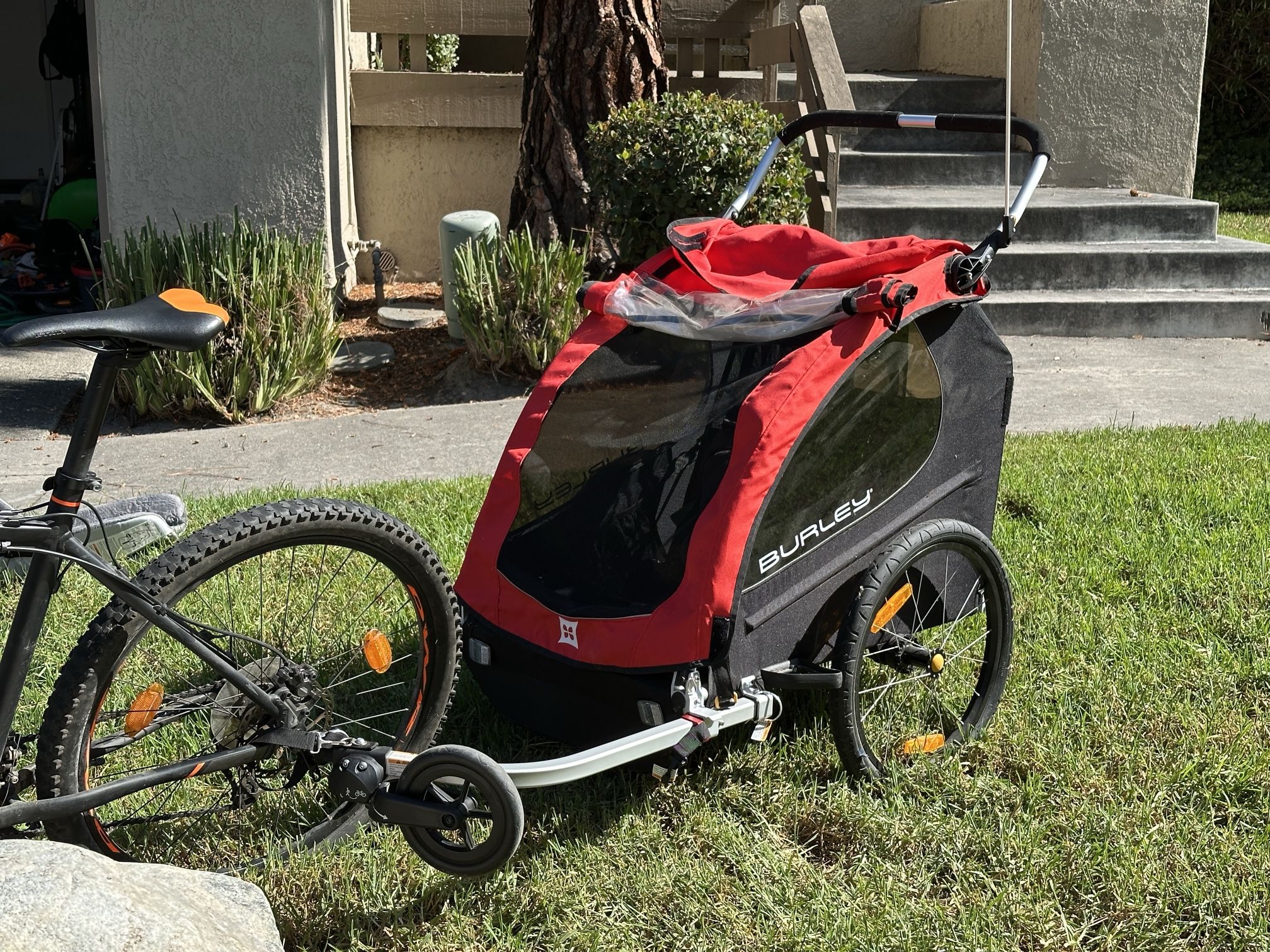 Burley Honey Bee Trailer + Baby Snuggler (Like New)