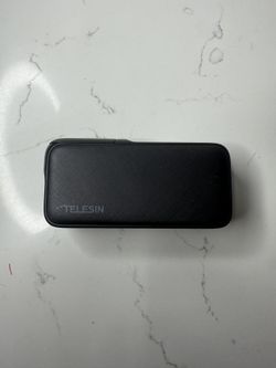 Go Pro Battery Charger With 2 Batteries