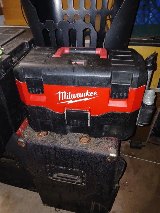 Milwaukee Wet/dry Vac