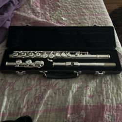 gemeinhardt  2sp concert flute 