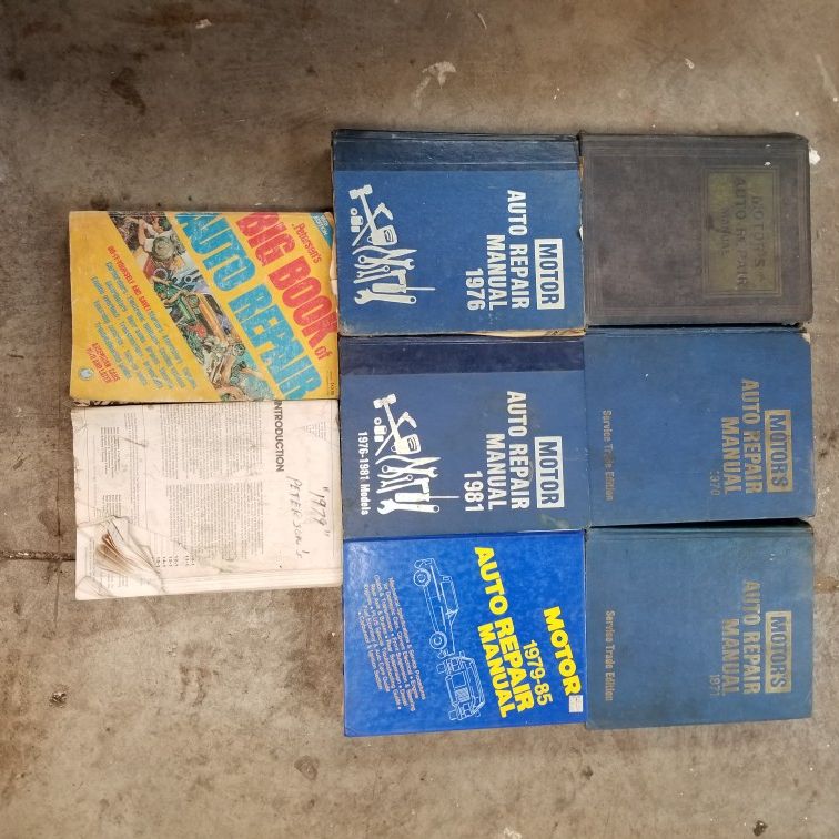 Vintage Auto Repair Manuals