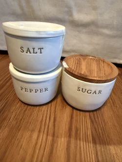 Salt/Pepper and Sugar