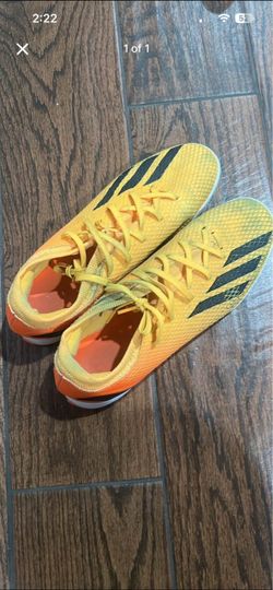 Cleats size 9