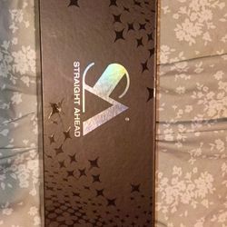 Straight Ahead Brand . Purple Brand New Never Used Hair Straightener 