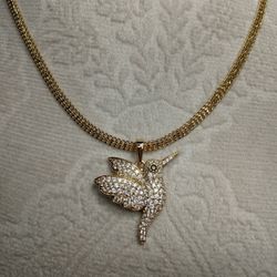 Beautiful Hummingbird Necklace 14k Gold Laminated High quality material 25$