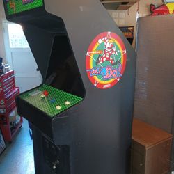 Vintage Arcade Game Rare Find  1982