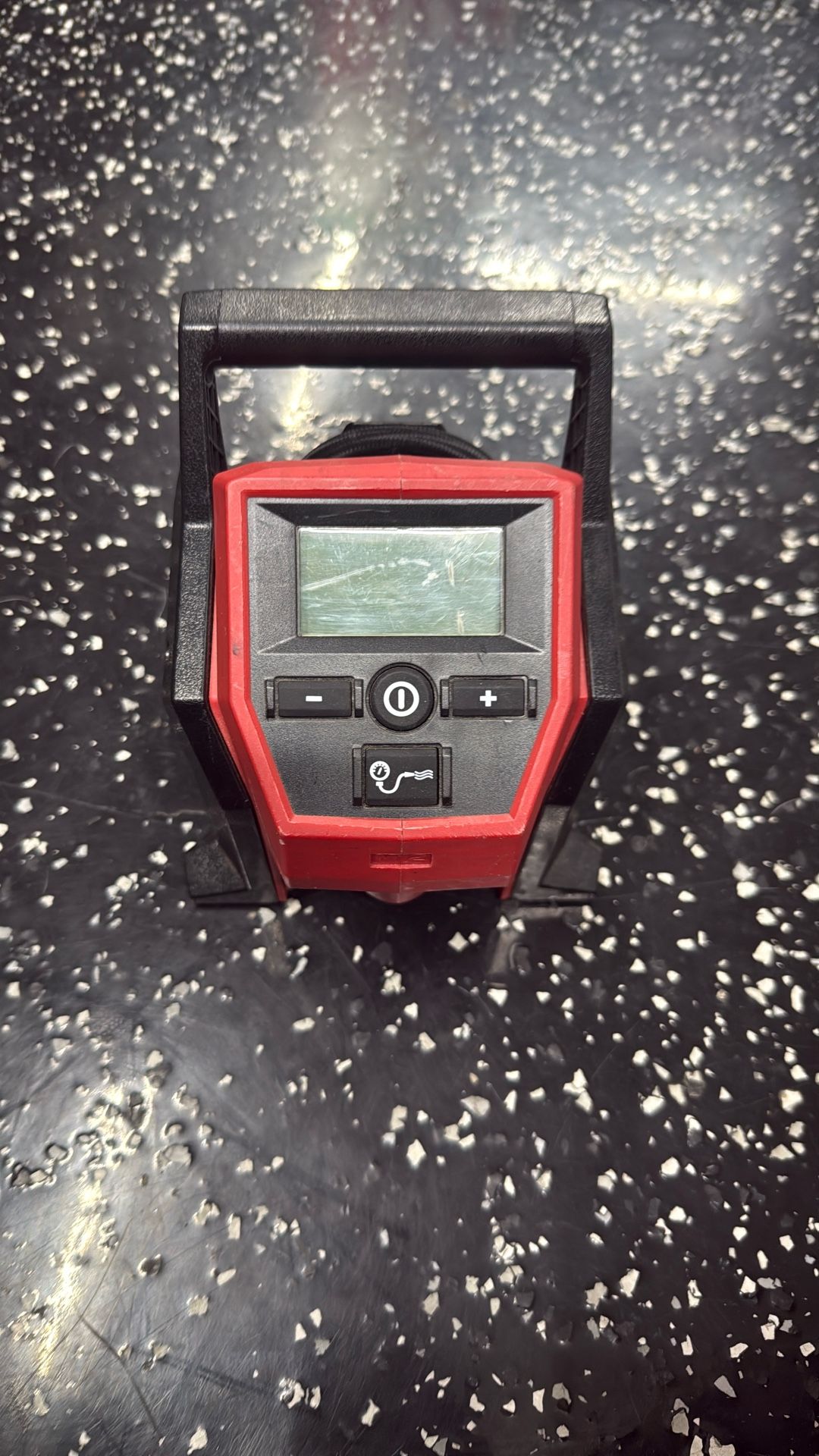 Milwaukee Inflator
