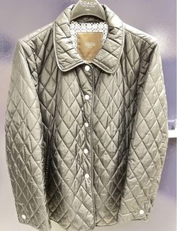 Signature C Quilted Jacket size large