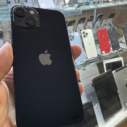 Like New Unlocked iPhone 13 - Desbloqueado