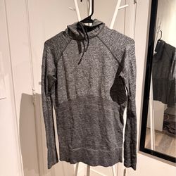 Nike DRI-FIT gray hoodie size M