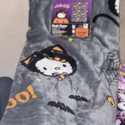 Hello Kitty Halloween Blanket