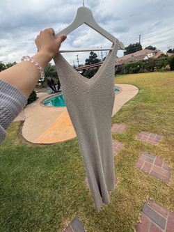 Elegant Sparkly Champagne / Grey Knit V-Neck Maxi Dress