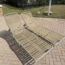 Pool Lounge Chairs