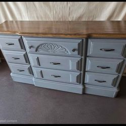 Solid Oak 9 Drawer Dresser
