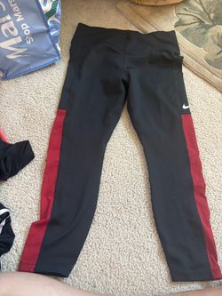 Nike work out pants size L