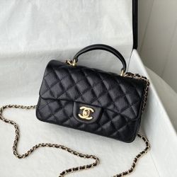 Beautiful Women Handbag 