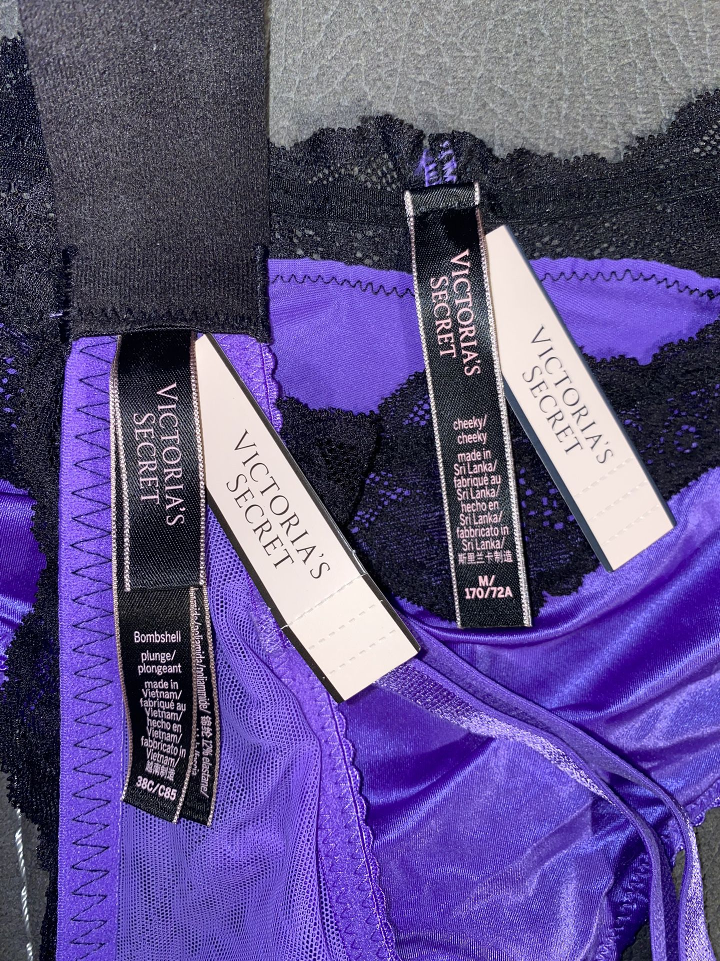 Victoria's Secret underwear set 38C for Sale in Los Angeles, CA - OfferUp