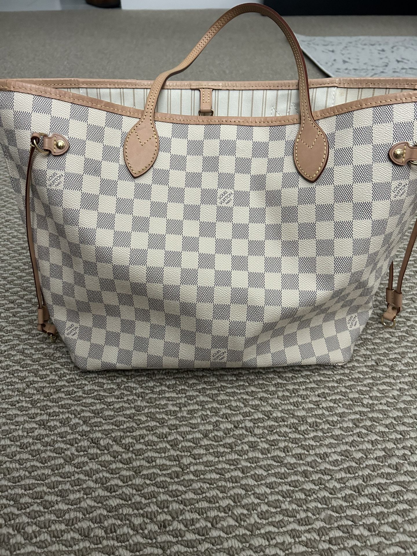 Louis Vuitton Neverfull MM