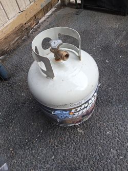 15lb  Empty propane tank