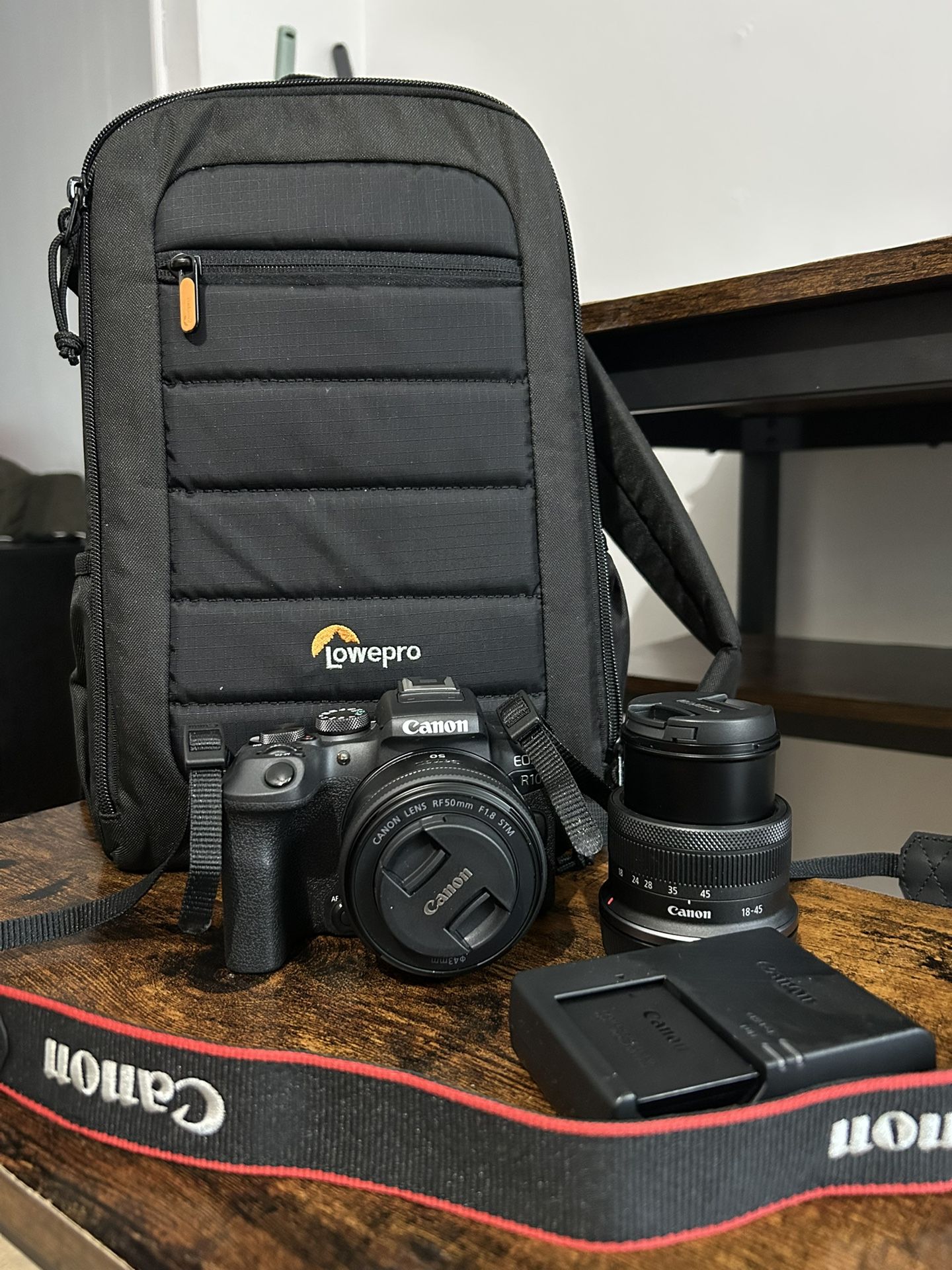 Canon - EOS R10 Mirrorless Camera BUNDLE