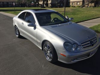2004 Mercedes Benz CLK320 coupe