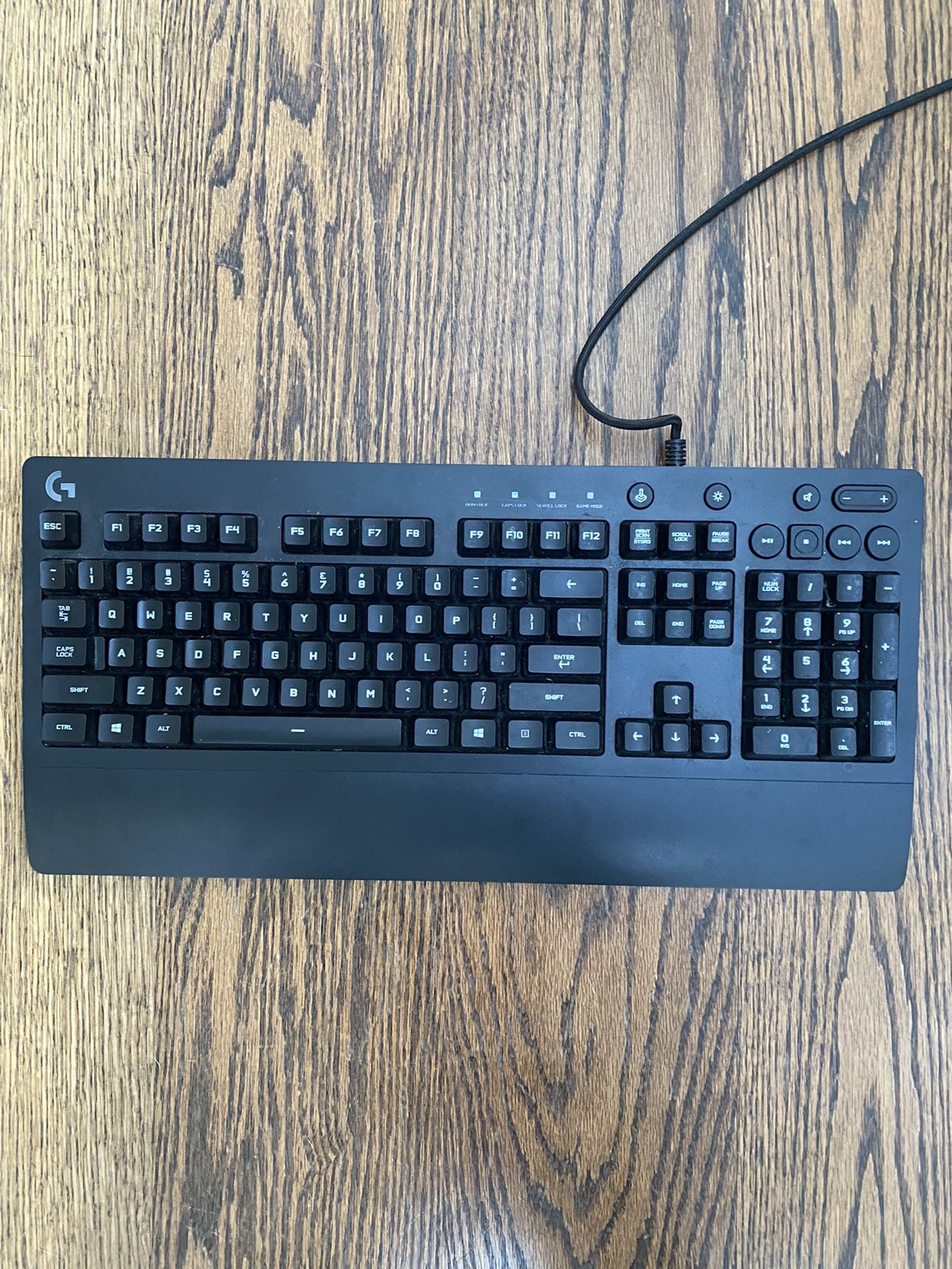 LOGITECH G213 Keyboard