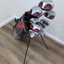 Left-Handed Golf Club Set