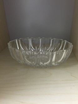 Candy or potpourri dish
