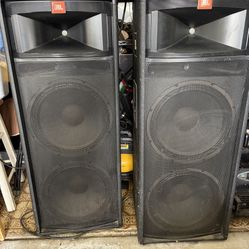 JBL TR 225 Series Dual  15”  Passive Speaker Speakers  DJ, Karaoke