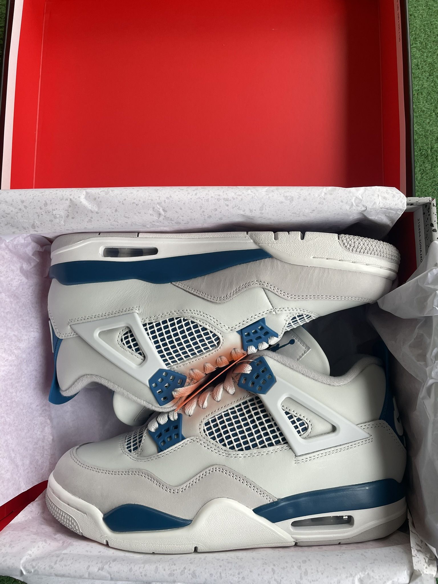 Air Jordan 4 Retro 'Military Blue' 2024