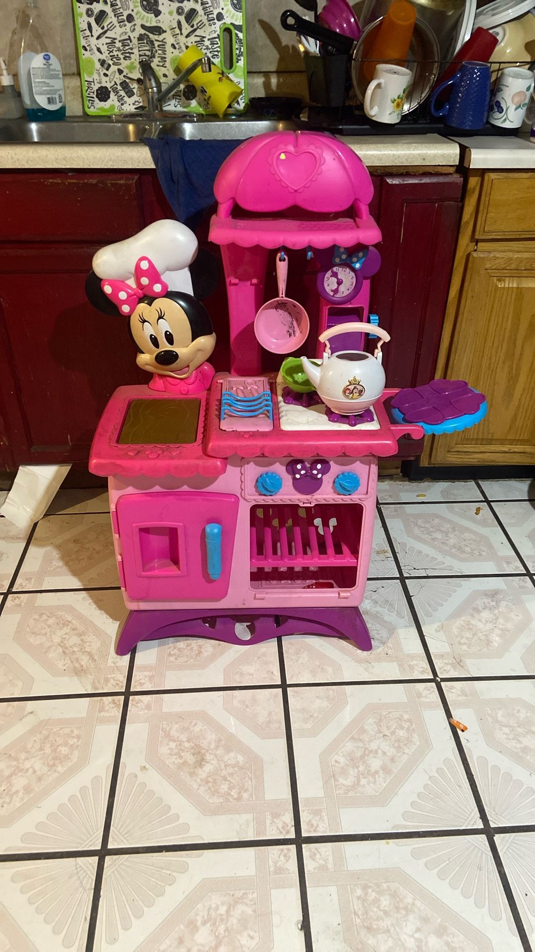 Minnie Mouse Kitchen
