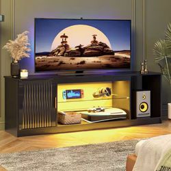 57 in. Fluted Glossy Black TV Stand Fits TV Up to 65 in. LED Entertainment Center with Cabinet and Adjustable Shelf