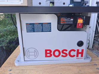 Bosch router table with router